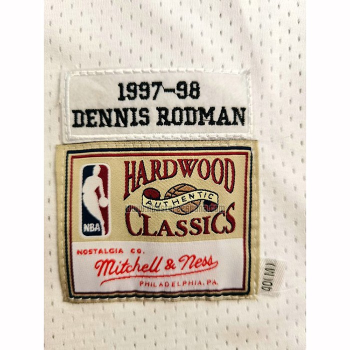Camiseta Chicago Bulls Dennis Rodman NO 91 Mitchell & Ness 1997-98 Blanco